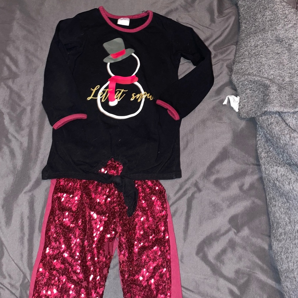 Girls 7/8 Snowman Outfit with Maroon Sparkly Leggings